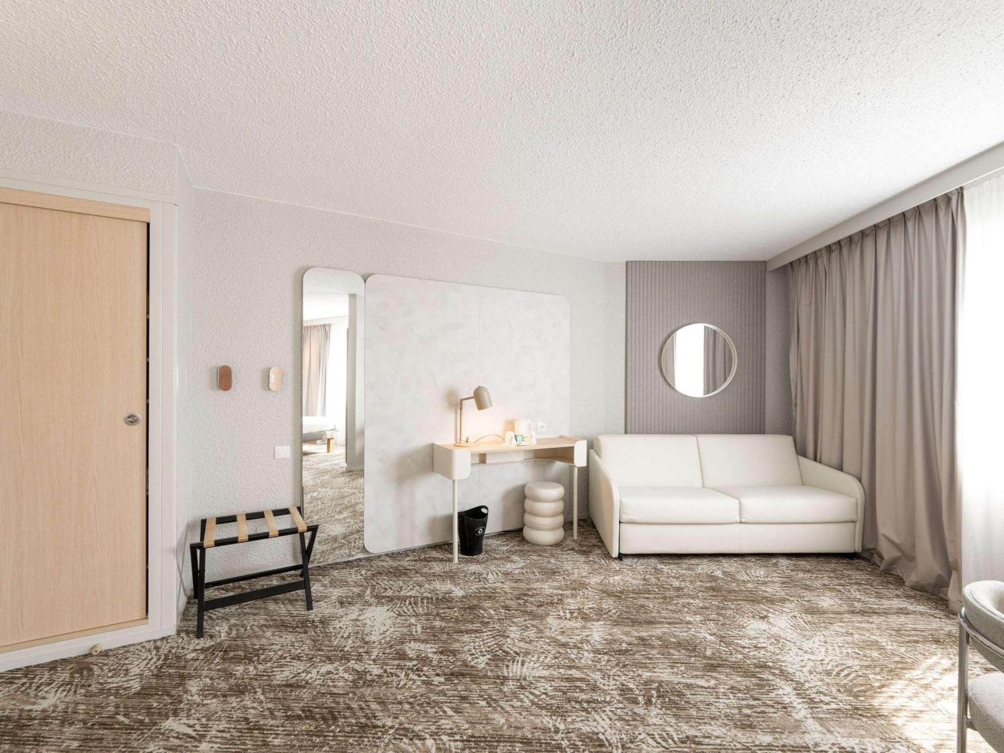 Hotel Novotel Nord - Porte De Bourgogne