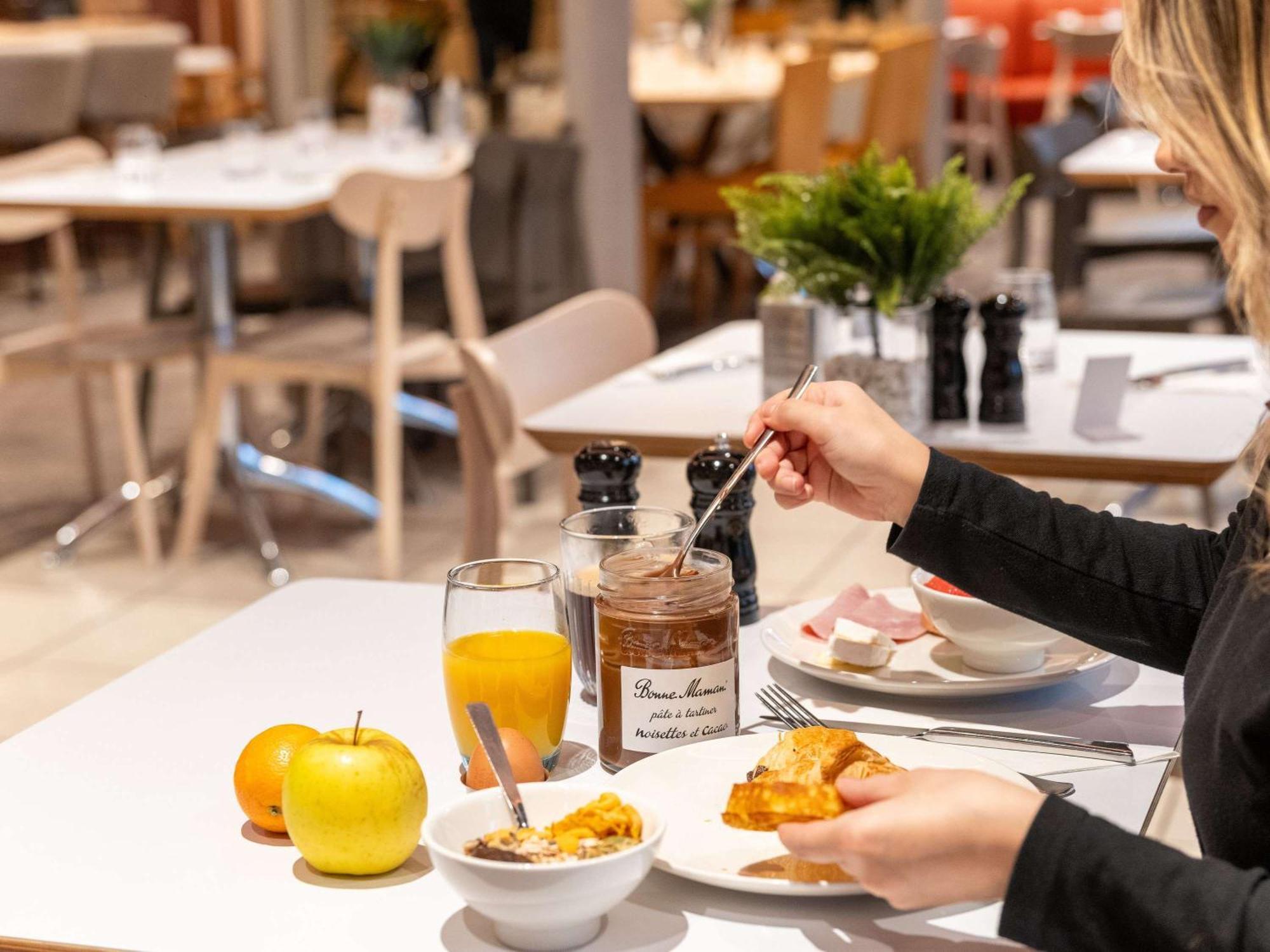 Novotel Nord - Porte De Bourgogne Hotel Mâcon