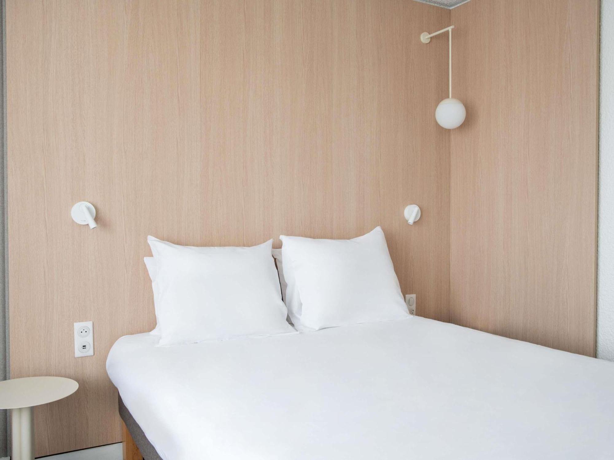 Novotel Nord - Porte De Bourgogne Hotel 4*