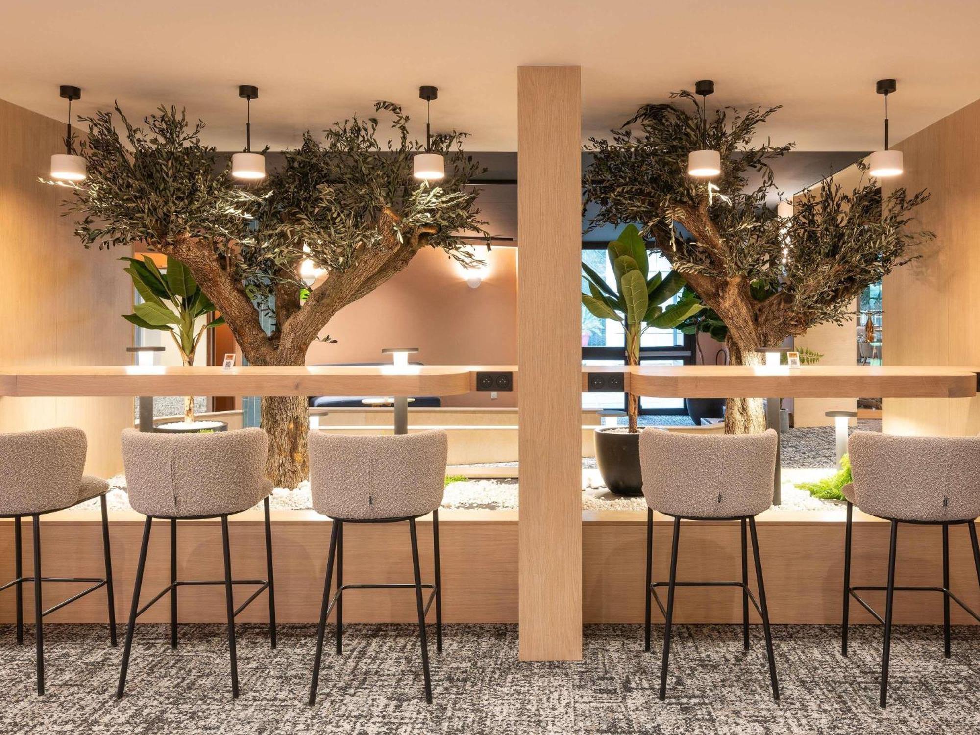 Novotel Nord - Porte De Bourgogne Hotel Mâcon