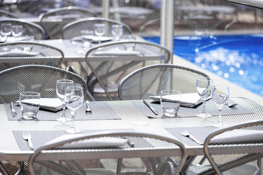 Novotel Nord - Porte De Bourgogne Hotel 4*